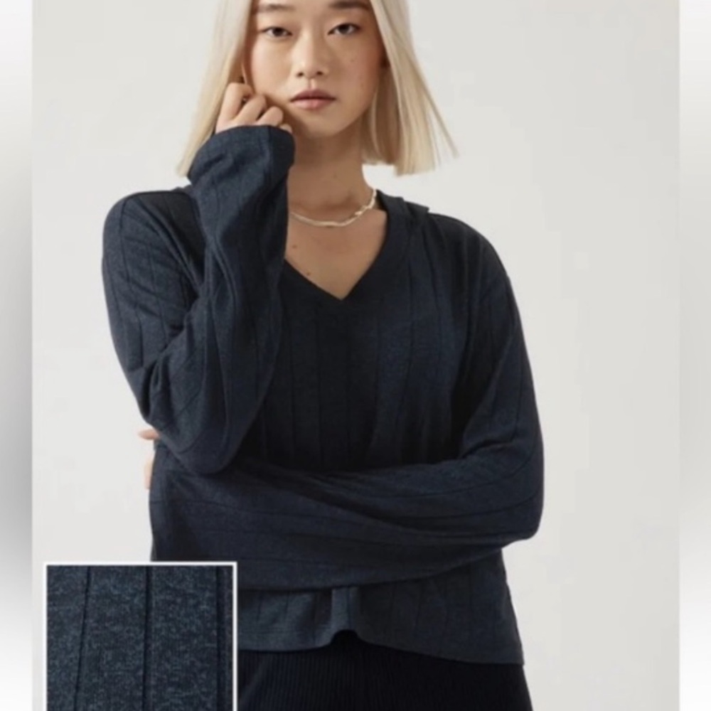 Athleta Harmony Pose Cropped Hoodie Dark Sardinia Blue Small